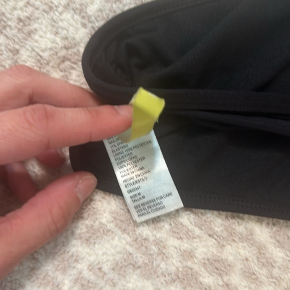 Gisni bini black and white bikini never worn nwot medium - Picture 2 of 7